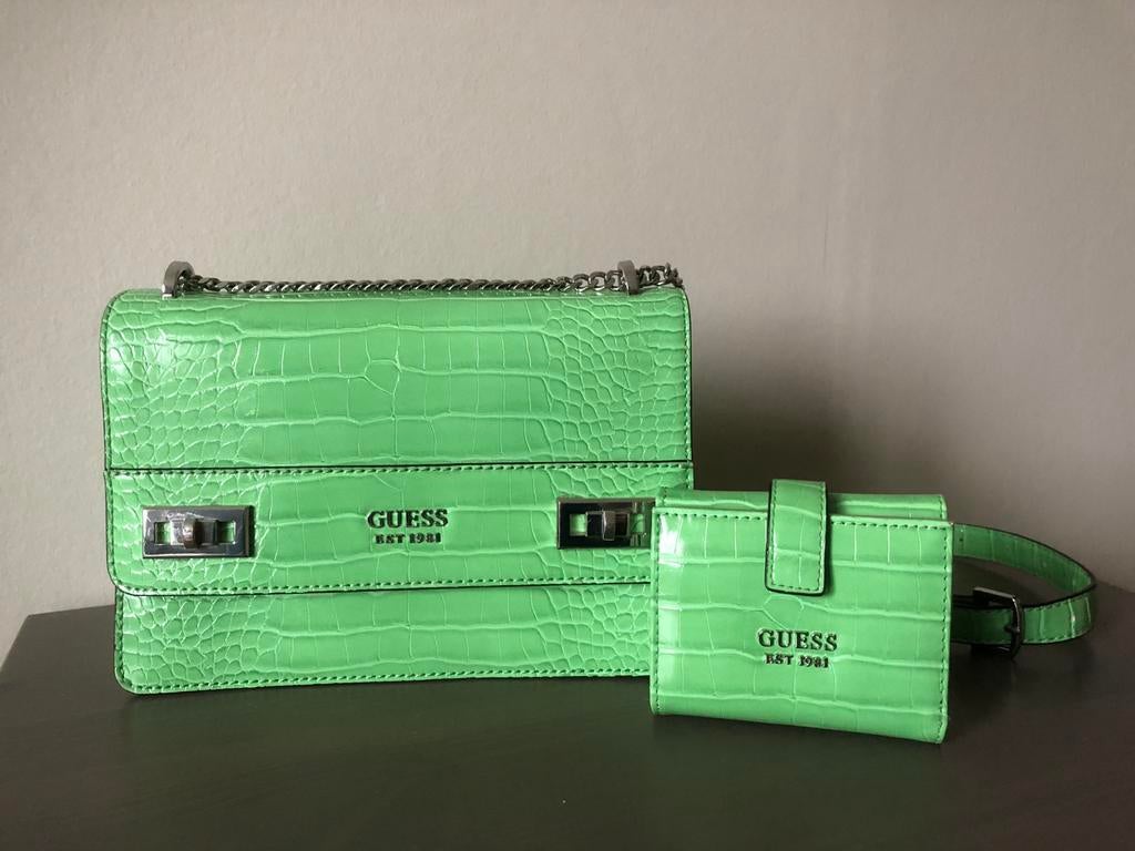 Guess Schoudertas met Portemonnee - Zo goed als nieuw!, Ophalen of Verzenden, Zo goed als nieuw, Groen, Schoudertasje
