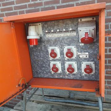 Verdeelkast, 5x 3 fase 16 Ampere  beschikbaar voor biedingen