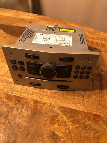 Originele opel autoradio beschikbaar voor biedingen
