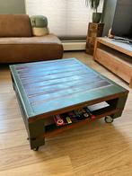 Hardhouten salontafel met wielen, Huis en Inrichting, Tafels | Salontafels, Ophalen, 100 tot 150 cm, 50 tot 100 cm, Zo goed als nieuw
