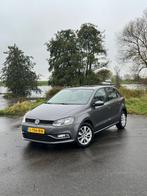 Volkswagen Polo 1.0 MPI 2015 Airco Parkeersensoren Velgen, Auto's, Volkswagen, Voorwielaandrijving, Stof, Handgeschakeld, USB