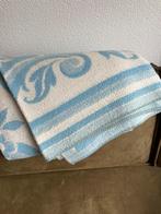 Originele wollen zomerdeken deken gebloemd blauw wit vintage, Huis en Inrichting, Woonaccessoires | Plaids en Woondekens, Ophalen of Verzenden