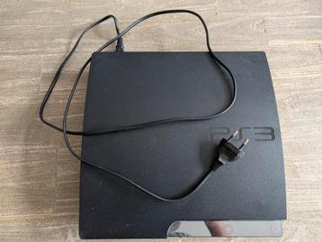 PlayStation 3 incl 3 controllers en 4 spellen beschikbaar voor biedingen
