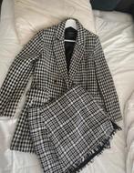 Stradivarius blazer + rok set - S/40, Maat 38/40 (M), Kostuum of Pak, Zwart, Ophalen of Verzenden