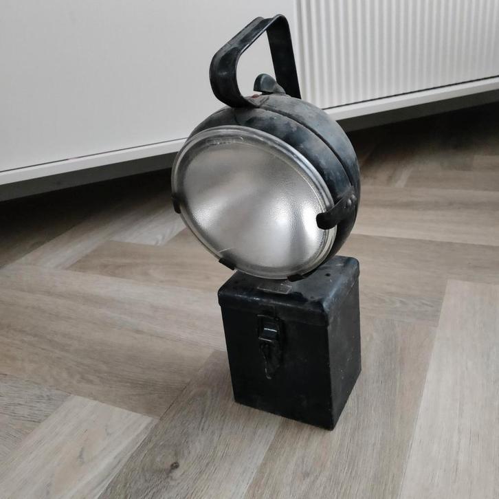 Antieke acculamp - mijnlamp, Antiek en Kunst, Antiek | Lampen, Ophalen of Verzenden