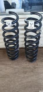 spiraal veren set achter BMW 3-serie F30 318d, Auto-onderdelen, Ophalen of Verzenden, Gebruikt, BMW