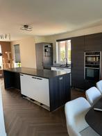 Complete keuken met mooie appratuur, Ophalen, Wit, Overige typen, Graniet of Steen