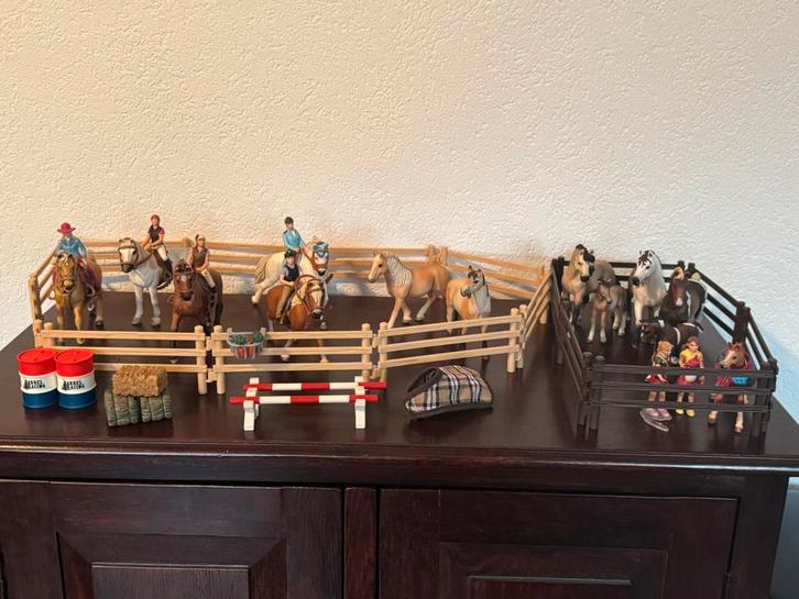 # 02 Schleich paardjes verzameling ten toebehoren., Verzamelen, Speelgoed, Ophalen