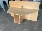 Twee kinderdagverblijf speeltafels, Ophalen, X, X, X