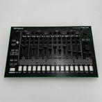 Roland TR-8 Drumcomputer, Muziek en Instrumenten, Drumcomputers, Roland, Zo goed als nieuw, Support@roland.com, 10910 Culver Blvd
Culver City, CA 90230
USA