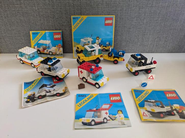 5 vintage lego sets: town, politie en ambulance, Kinderen en Baby's, Speelgoed | Duplo en Lego, Ophalen of Verzenden