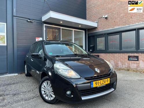 Renault Clio 1.2 TCe Collection|Nap|Navi|Airco|Cruise|Trekha, Auto's, Renault, Bedrijf, Te koop, Clio, ABS, Airbags, Airconditioning