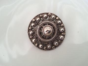 Zeeuwse Knop broche  -  zilver beschikbaar voor biedingen