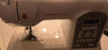 Singer Curvy 8770 naaimachine beschikbaar voor biedingen