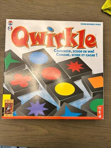 Qwirkle Bordspel - Leuk familiespel! beschikbaar voor biedingen