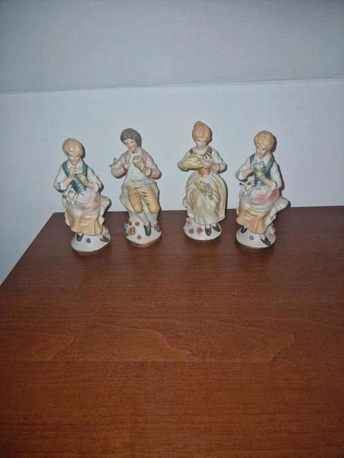 Porseleinen Beeldjes - Set van 4, Antiek en Kunst, Antiek | Porselein, Ophalen of Verzenden