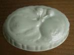 ouderwetse pudding vorm pastelkleur groen fruitmotief ovaal, Verzamelen, Retro, Verzenden, Huis en Inrichting