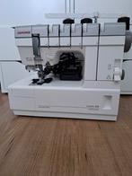 Janome coverpro 3000, Hobby en Vrije tijd, Naaimachines en Toebehoren, Ophalen of Verzenden, Zo goed als nieuw, Lockmachine