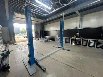 Twin Busch 2 koloms hefbrug beschikbaar voor biedingen