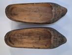 Antieke gebeitste houten Nederlandse klompen, Antiek en Kunst, Ophalen of Verzenden, Dames