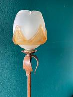Prachtige staande lamp met dimmer en mat glazen kap, Huis en Inrichting, Ophalen, Zo goed als nieuw, 150 tot 200 cm