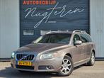 Volvo V70 2.4 D5 Summum |Xenon| Leder|Automaat|, Gebruikt, Beige, 179 €/maand, 2000 kg