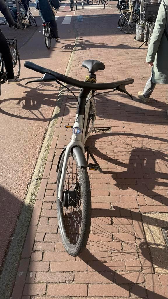 Vanmoof S5, Fietsen en Brommers, Elektrische fietsen, Zo goed als nieuw, Vanmoof, 55 tot 59 cm, 50 km per accu of meer, Ophalen of Verzenden