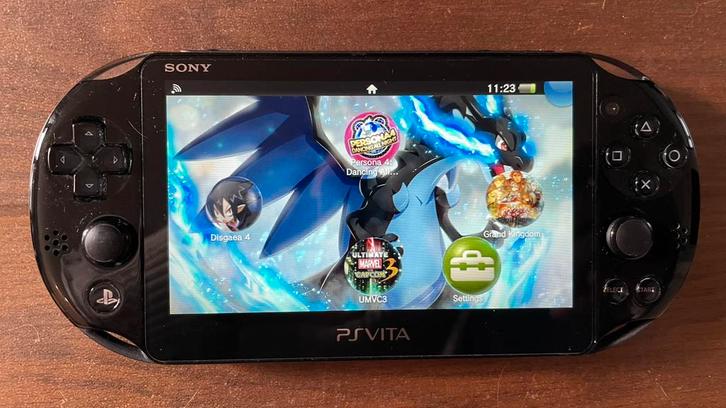 Ps Vita slim met spellen, Spelcomputers en Games, Spelcomputers | Sony PlayStation Vita, Gebruikt, Ophalen