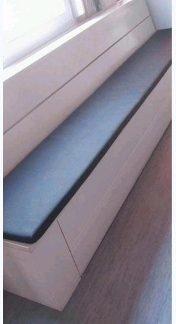 Eetkamerbank klepbank met kussen beschikbaar voor biedingen