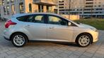 Ford Focus 1.0 Ecoboost Titanium Plus 92KW 5D 2014 Grijs, Auto's, Euro 5, Zwart, 635 kg, Origineel Nederlands