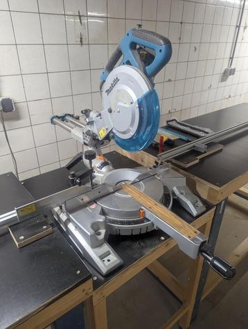 Makita afkortzaag LS1018 beschikbaar voor biedingen