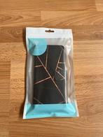 Hoesje iphone 13 + Diverse technologieproducten, Ophalen of Verzenden, Zo goed als nieuw, IPhone 13