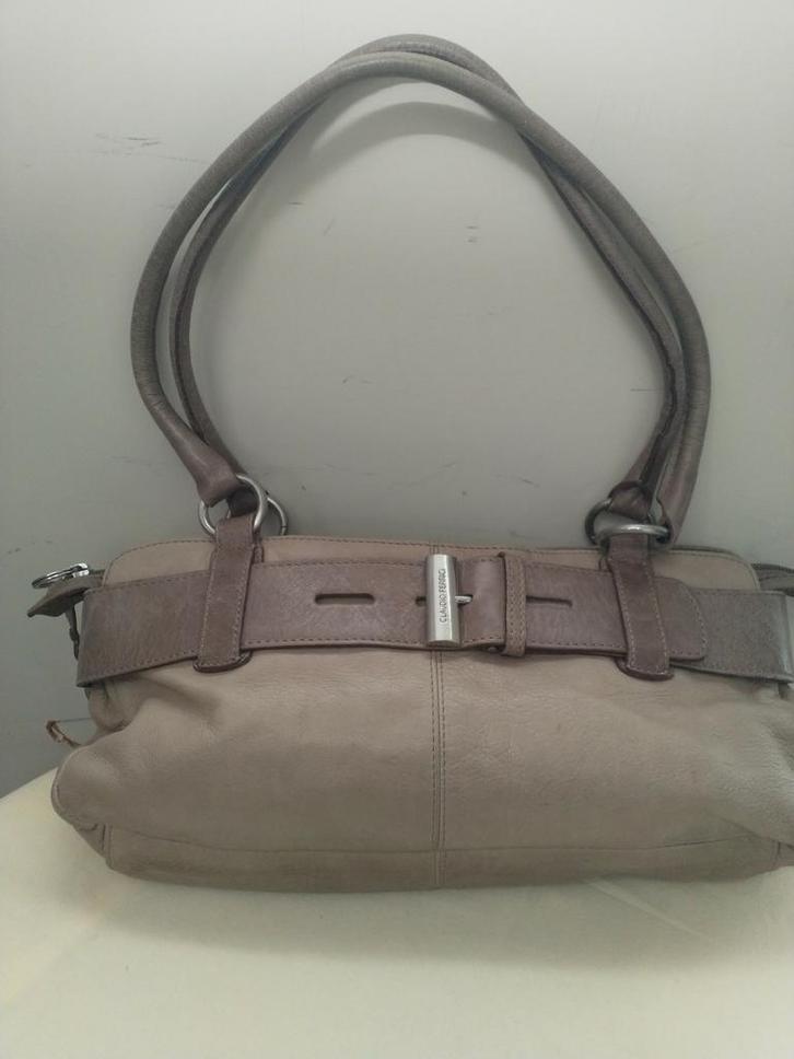 Grijs-beige leren schouder tas van CLAUDIA-FERRICI, Sieraden, Tassen en Uiterlijk, Tassen | Damestassen, Gebruikt, Schoudertasje