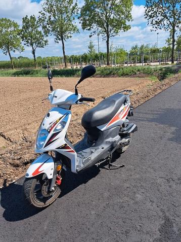 Sym orbit 2 in perfecte staat beschikbaar voor biedingen