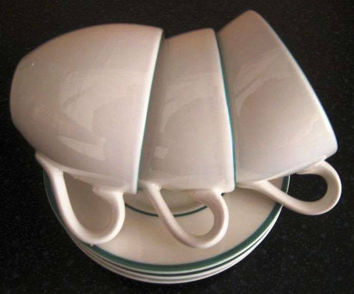 set van 3 Hema espresso kop en schotels, beige groen randje, Huis en Inrichting, Keuken | Servies, Nieuw, Kop(pen) en/of Schotel(s)