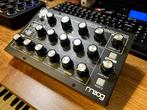 Moog Minitaur, Muziek en Instrumenten, Synthesizers, Overige aantallen, Zo goed als nieuw, Met midi-aansluiting, Ophalen
