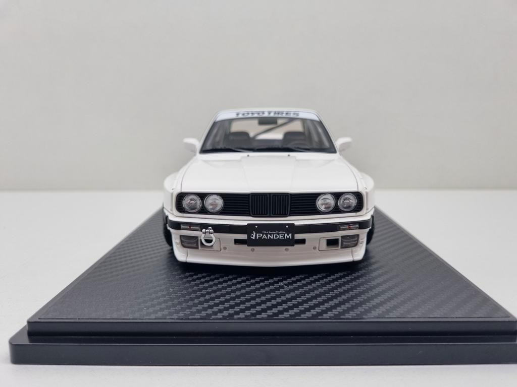≥ Ignition Model IG3719 Bmw E30 Pandem Rocket Bunny 1:18 Nieuw