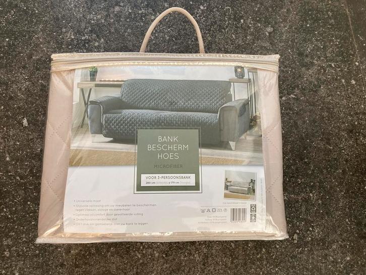 beige bankbeschermhoes nieuw (3 stuks beschikbaar), Huis en Inrichting, Woonaccessoires | Plaids en Woondekens, Nieuw, Ophalen of Verzenden