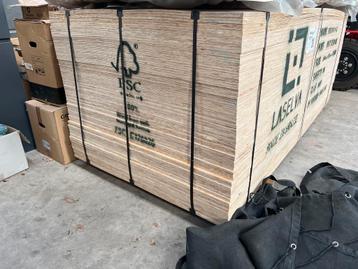 OPRUIMING 9mm UNDERLAYMENT Elliottis pine beschikbaar voor biedingen