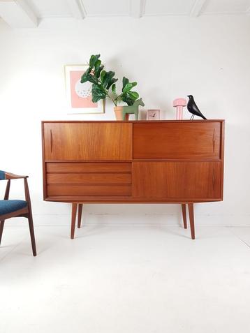 Vintage teak Deens dressoir  | buffetkast ‘60 beschikbaar voor biedingen