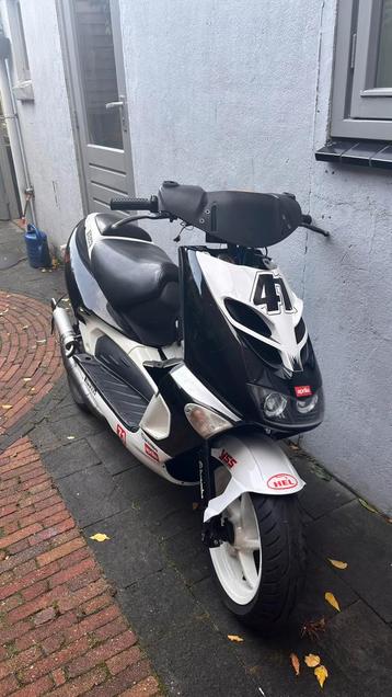 Aprilia SR 50 lc dd beschikbaar voor biedingen