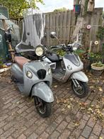 2.snorscooters 1 prijs, Fietsen en Brommers, Snorfietsen en Snorscooters, Overige merken, Gebruikt, Ophalen of Verzenden, Benzine