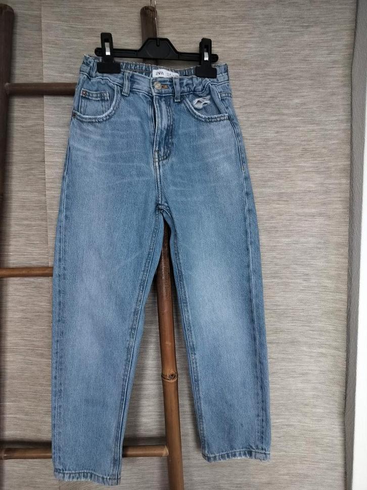 Zara spijkerbroek maat 134, Kinderen en Baby's, Kinderkleding | Maat 134, Zo goed als nieuw, Jongen, Broek, Ophalen of Verzenden