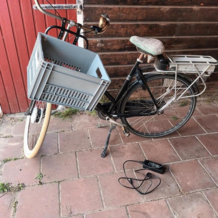 Dames fiets, Fietsen en Brommers, Fietsaccessoires | Fietsmanden, Gebruikt, Ophalen