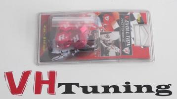 R. EVOLUTION bout covers blauw of rood beschikbaar voor biedingen