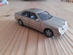 Herpa Mercedes E klasse, Hobby en Vrije tijd, Modelauto's | 1:43, Ophalen of Verzenden, Zo goed als nieuw, Auto, Overige merken