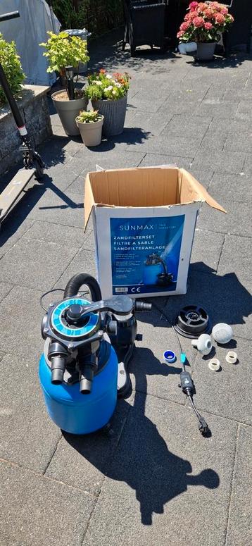 Sunmax zandfilter pomp voor zwembad. Zo goed als nieuw.  beschikbaar voor biedingen