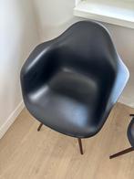Vitra Eames DAW houten onderstel, Huis en Inrichting, Stoelen, Ophalen, Zo goed als nieuw, Eén