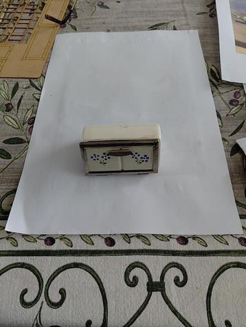 Broodtrommel miniatuur oud beschikbaar voor biedingen