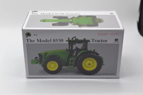 Lege doos RC2 ERTL John Deere 8530, Hobby en Vrije tijd, Modelauto's | 1:32, Zo goed als nieuw, Tractor of Landbouw, ERTL, Ophalen of Verzenden